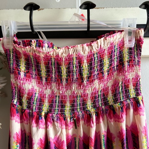 Elements - Strapless Dress - Picture 3 of 5